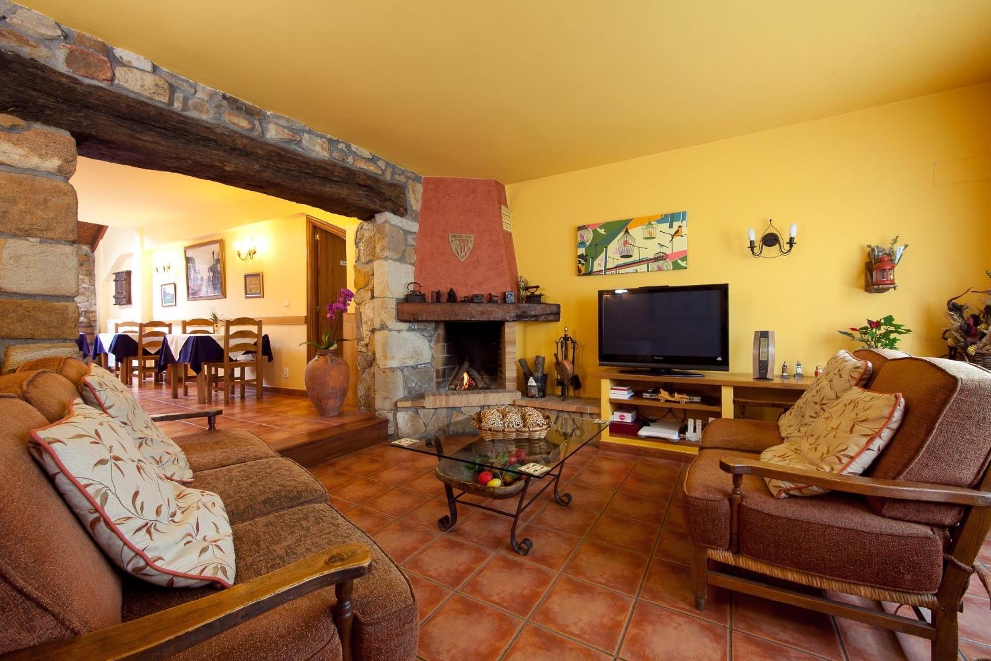 Hotel Matsa B&B Lezama  Екстер'єр фото