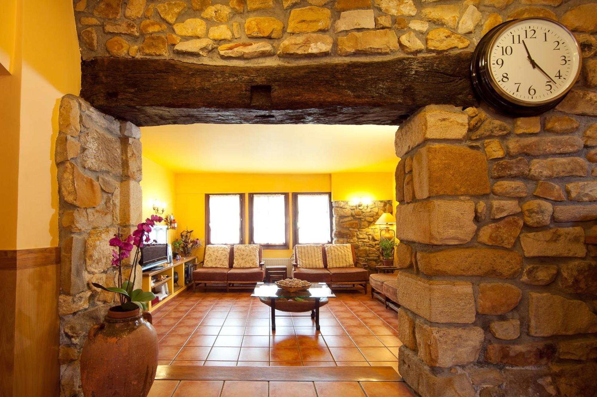 Hotel Matsa B&B Lezama  Екстер'єр фото