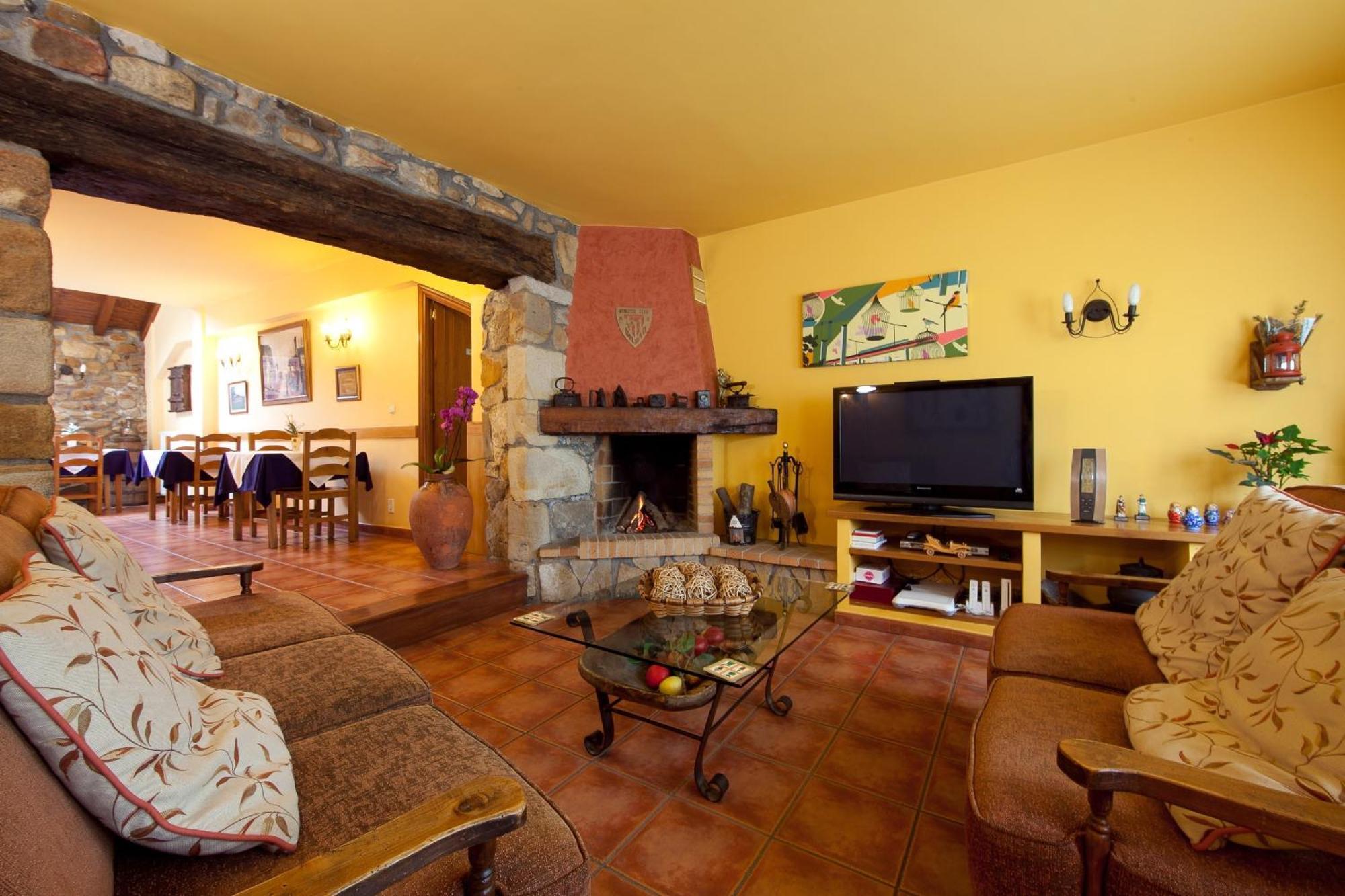 Hotel Matsa B&B Lezama  Екстер'єр фото